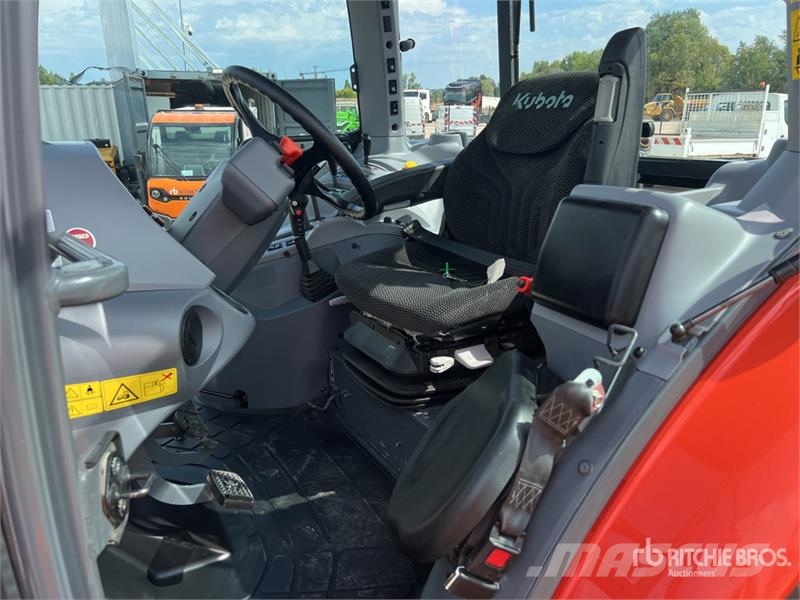 Kubota M5091 الجرارات