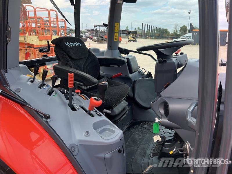 Kubota M5091 الجرارات
