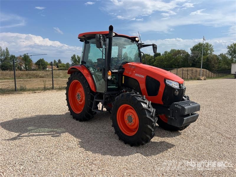 Kubota M5091 الجرارات