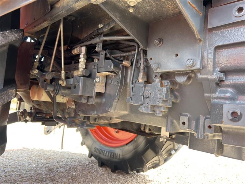 Kubota M5091 الجرارات