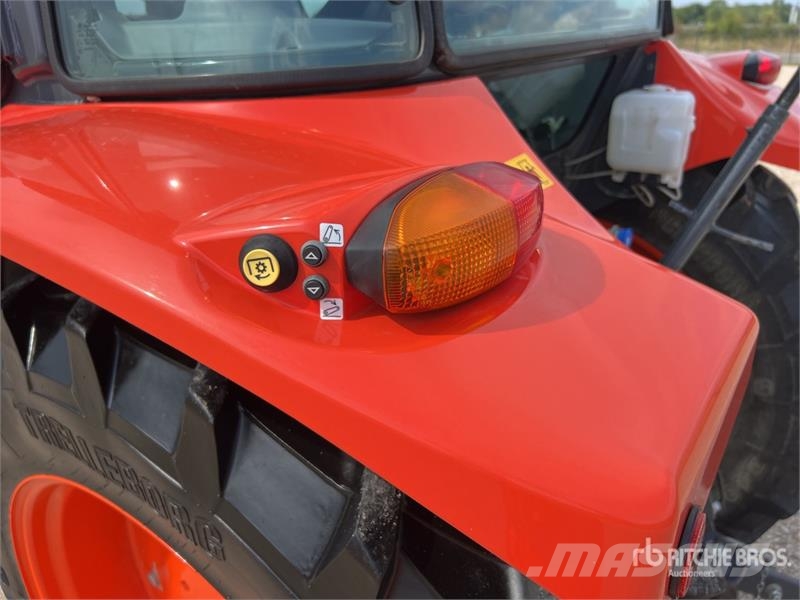 Kubota M5091 الجرارات