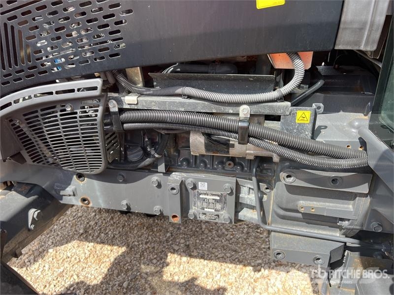 Kubota M5091 الجرارات