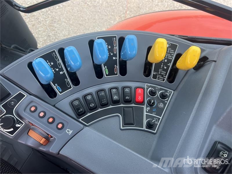 Kubota M7-153 4x4 Tracteur Agricole 4WD Tractor Traktorid