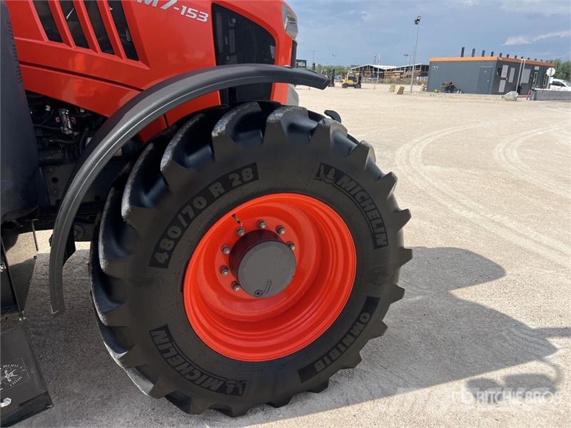 Kubota M7-153 4x4 Tracteur Agricole 4WD Tractor Traktorid
