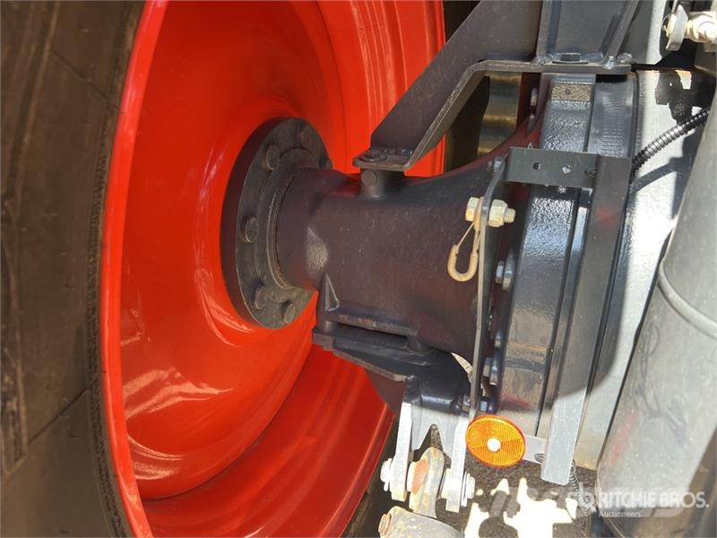 Kubota M7-153 4x4 Tracteur Agricole 4WD Tractor Traktorid