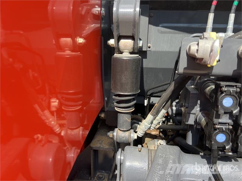 Kubota M7-153 4x4 Tracteur Agricole 4WD Tractor Traktorid
