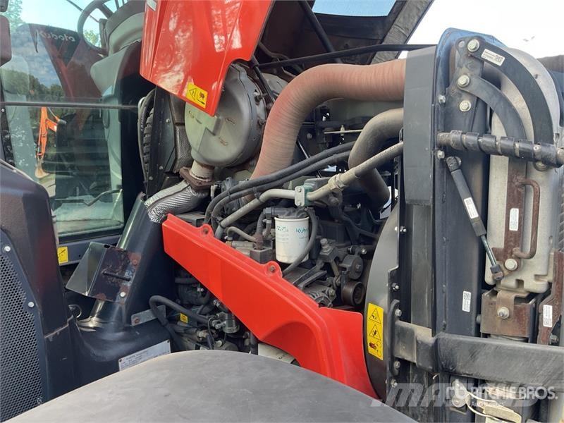 Kubota M7-171 4WD Tractor Traktorji