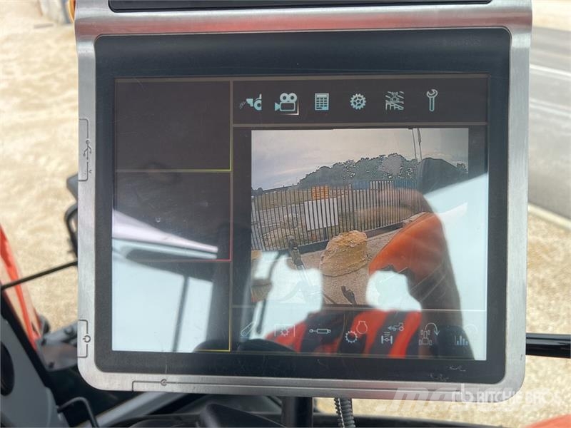 Kubota M7172 Premium 4x4 Tracteur Agricole 4WD Tractor Traktorid