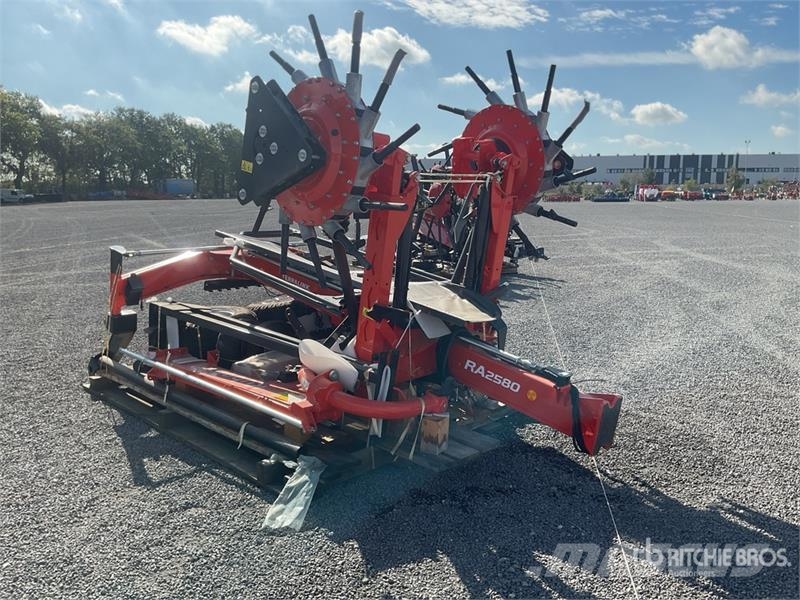 Kubota RA 2580 Hay Rake (Unused) Schudders