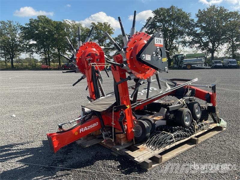 Kubota RA 2580 Hay Rake (Unused) Schudders