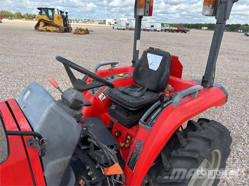 Kubota STV32R 4WD Tracteur Utilitaire Utility Tractor (In Компактни трактори