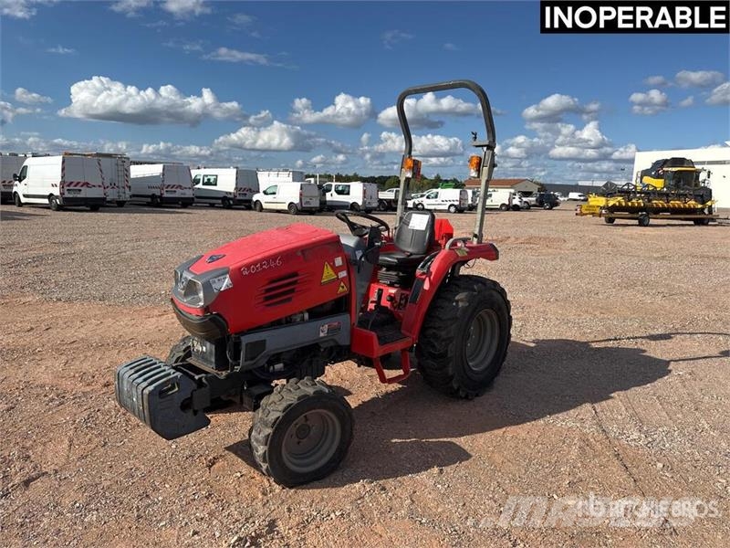 Kubota STV36R 4WD Tracteur Utilitaire Utility Tractor (In Kompakttraktorer