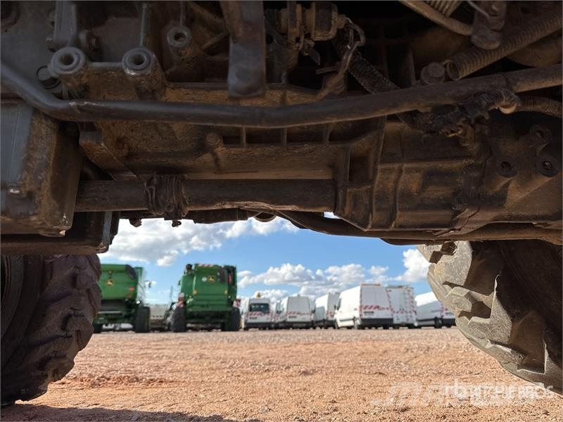Kubota STV36R 4WD Tracteur Utilitaire Utility Tractor (In Трактори
