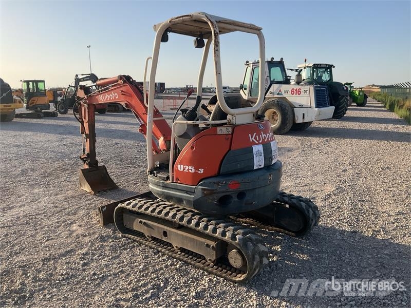Kubota U25-3 Minigraafmachines < 7t