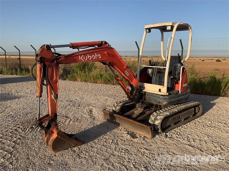 Kubota U25-3 Minigraafmachines < 7t