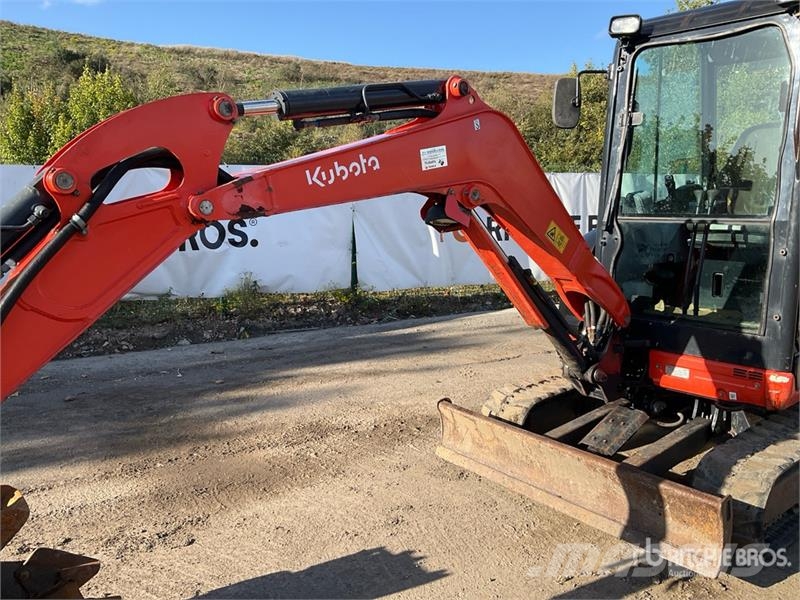 Kubota U27-4 Mini Excavator Miniekskavaatorid < 7 t