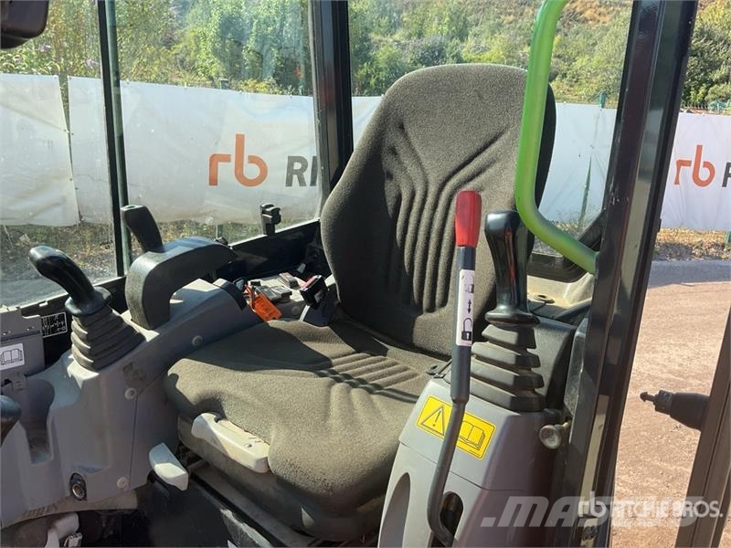 Kubota U27-4 Mini Excavator Mini kotrók < 7t
