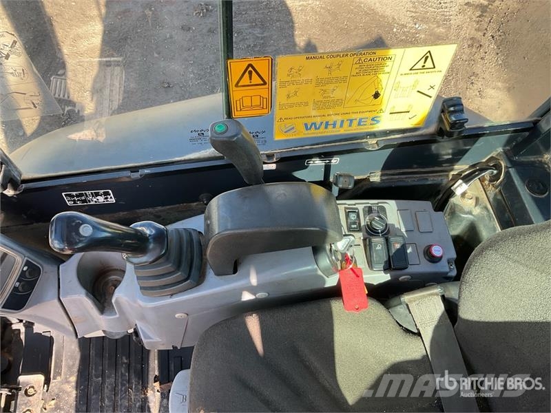 Kubota U27-4 Mini Excavator Miniexcavadoras