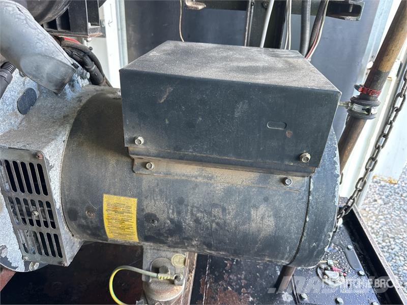 Kubota V3300IN8FTCO 30 kVA Containerized Generator Set Diiselgeneraatorid