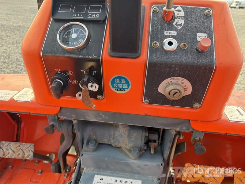 Kubota ZB1600 Utility Tractor Kompaktie traktori