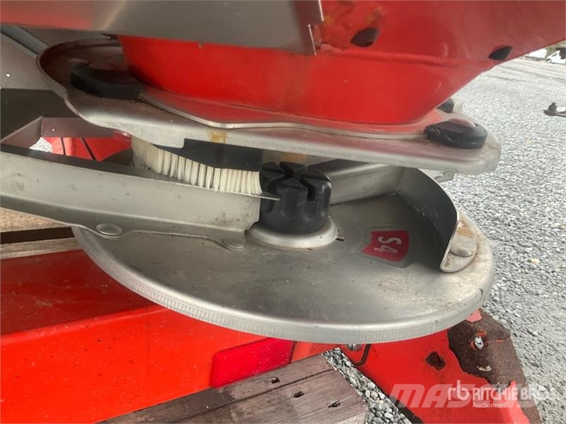 Kuhn Axis M40.2 EMC Fertilizer Spreader Flüssigdüngerstreuer