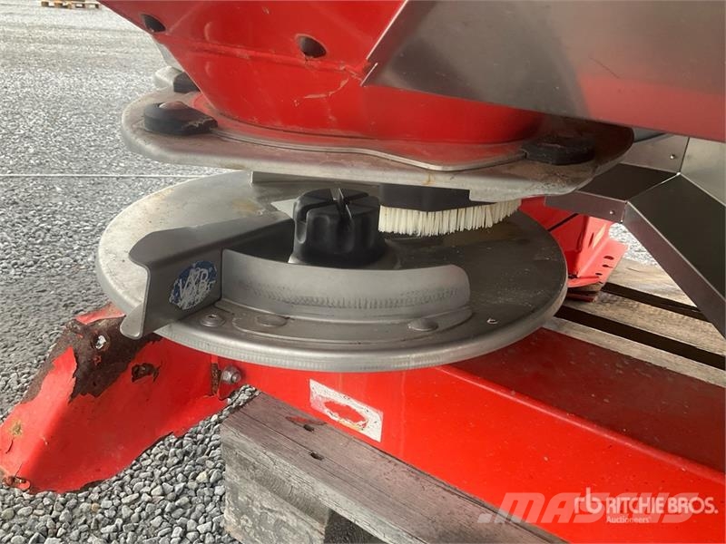 Kuhn Axis M40.2 EMC Fertilizer Spreader Flüssigdüngerstreuer