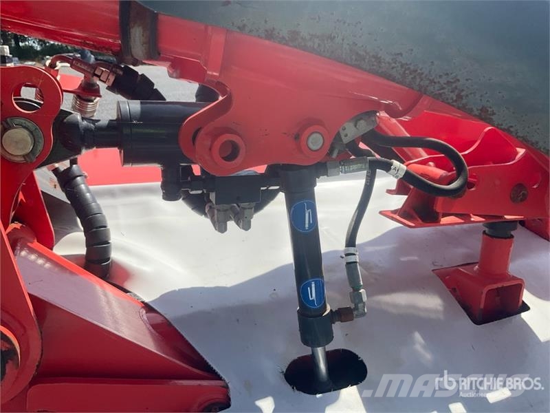 Kuhn FC 8830 D Disc Mower Niittokoneet