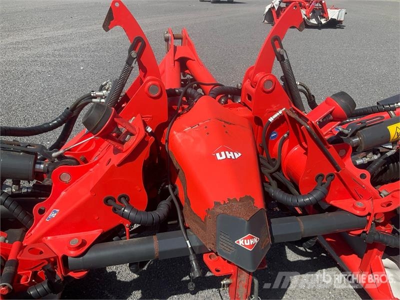 Kuhn FC 8830 D Disc Mower Niittokoneet