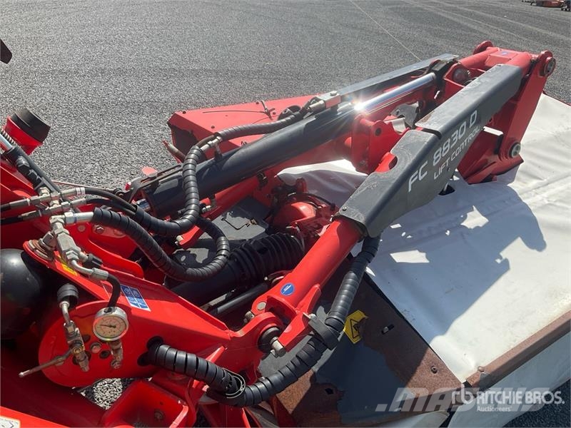 Kuhn FC 8830 D Disc Mower Niittokoneet