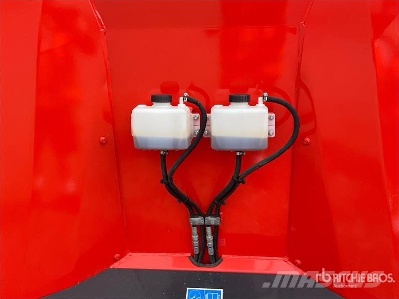 Kuhn Profile 14.2 CS Pull-type Feed Mixer (Unused) Fullfodervagnar