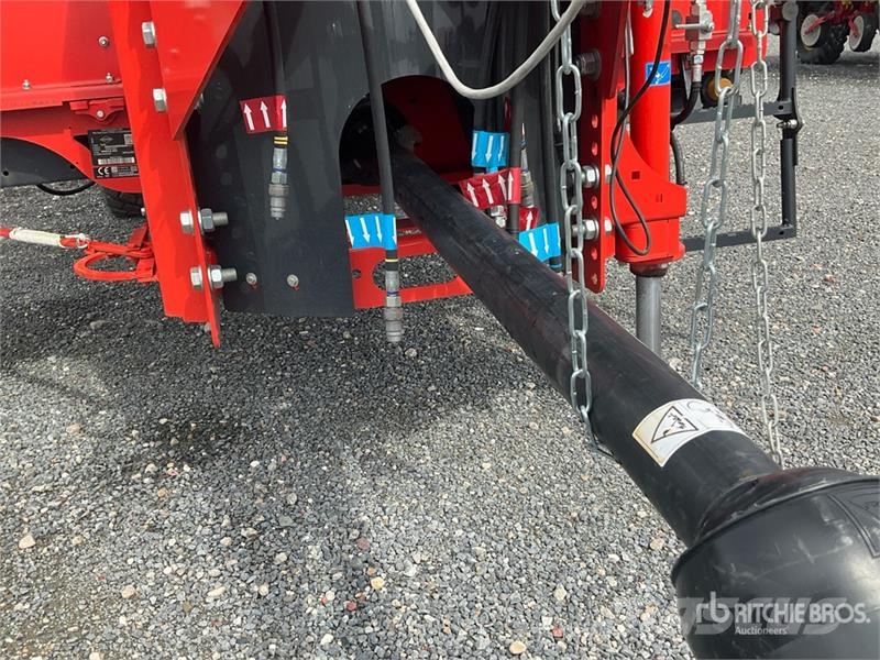 Kuhn Profile 14.2 CS Pull-type Feed Mixer (Unused) Fullfodervagnar