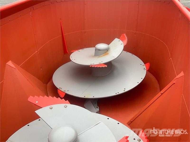 Kuhn Profile 22.2 CL Pull Type Feed Mixer (Unused) Fullfodervagnar