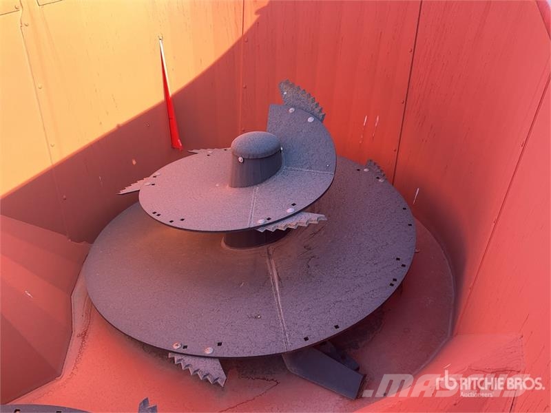 Kuhn Profile 2CL S/A Isobus Conection Feed Grinder Mixe Otros equipos y accesorios para ganadería