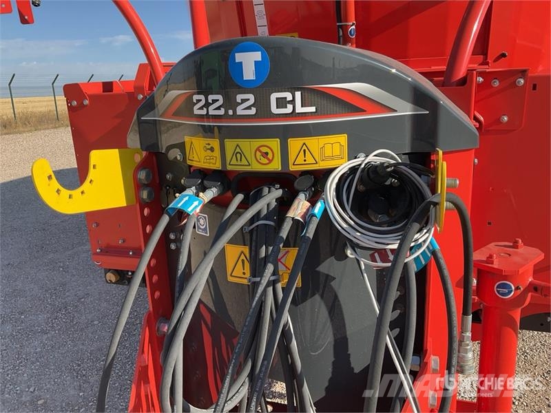 Kuhn Profile 2CL S/A Isobus Conection Feed Grinder Mixe Otros equipos y accesorios para ganadería