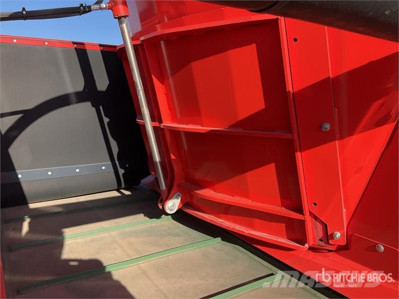Kuhn Profile 2CL S/A Isobus Conection Feed Grinder Mixe Otros equipos y accesorios para ganadería