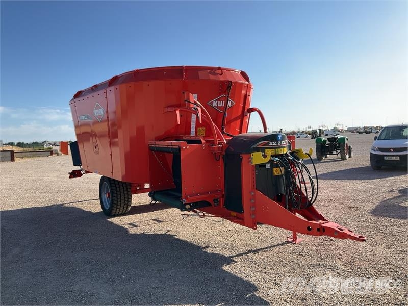 Kuhn Profile 2CL S/A Isobus Conection Feed Grinder Mixe Otros equipos y accesorios para ganadería