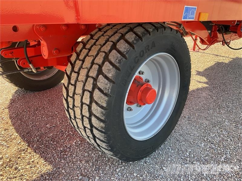 Kuhn Profile 2CL S/A Isobus Conection Feed Grinder Mixe Otros equipos y accesorios para ganadería