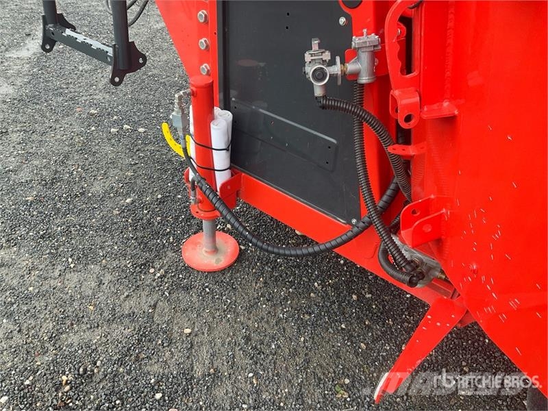 Kuhn Profile 70 18.2 DS Pull-type Feed Mixer (Unused) Fullfodervagnar
