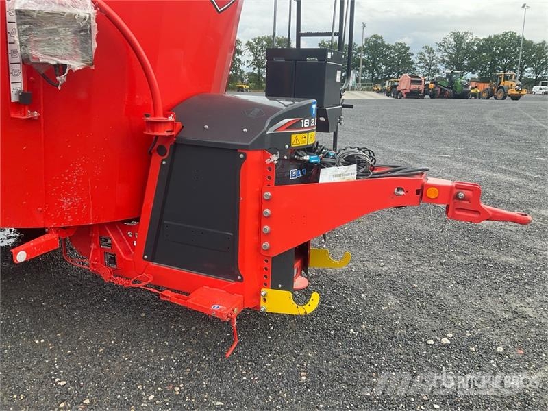 Kuhn Profile 70 18.2 DS Pull-type Feed Mixer (Unused) Fullfodervagnar