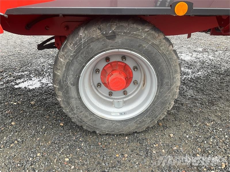 Kuhn Profile 70 18.2 DS Pull-type Feed Mixer (Unused) Fullfodervagnar