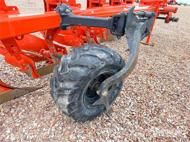 Kuhn VM1236T7590 3-Point 6 Bottom Varimaster 123, 12-14 محاريث عكسية