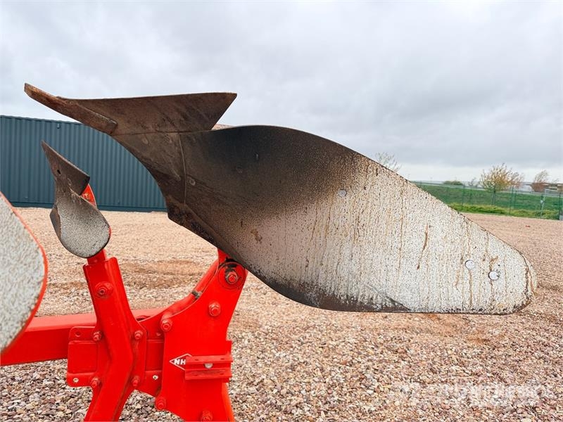 Kuhn VM1236T7590 3-Point 6 Bottom Varimaster 123, 12-14 محاريث عكسية