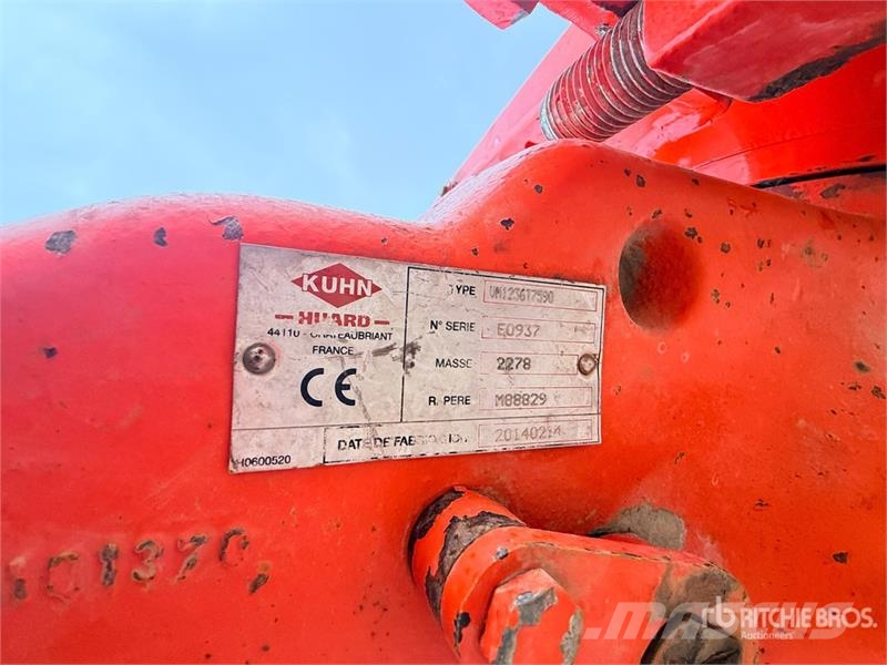 Kuhn VM1236T7590 3-Point 6 Bottom Varimaster 123, 12-14 محاريث عكسية