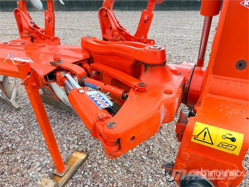 Kuhn VM1236T7590 3-Point 6 Bottom Varimaster 123, 12-14 محاريث عكسية