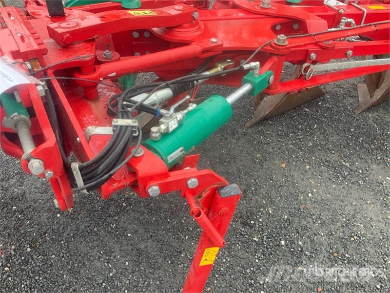 Kverneland 3300S Variomat 6 Bottom Reversible Plow Plugovi okretači