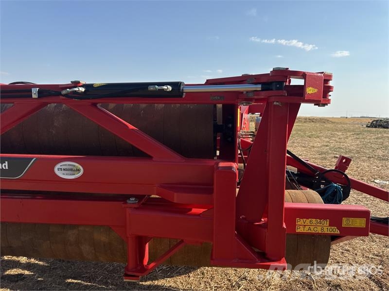 Kverneland Actiroll 1230 Otra maquinaria agrícola