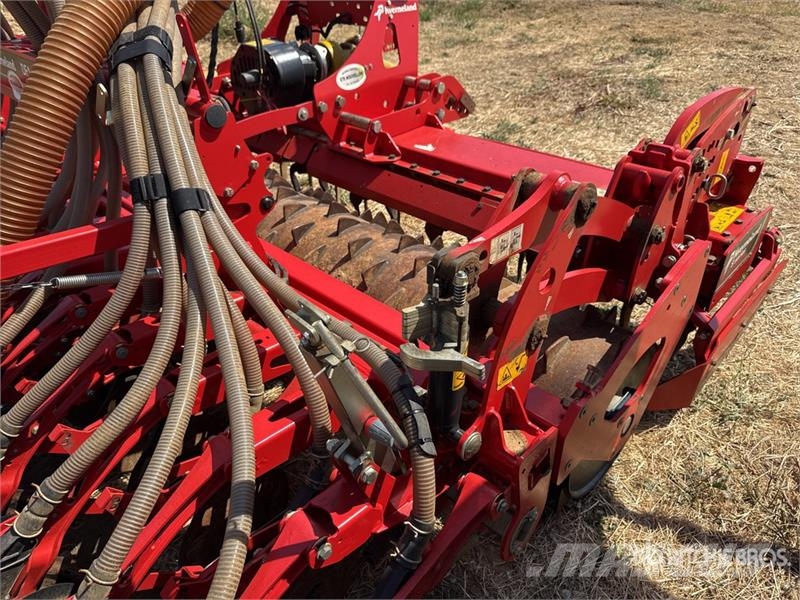 Kverneland DF1 Mechanické sejačky