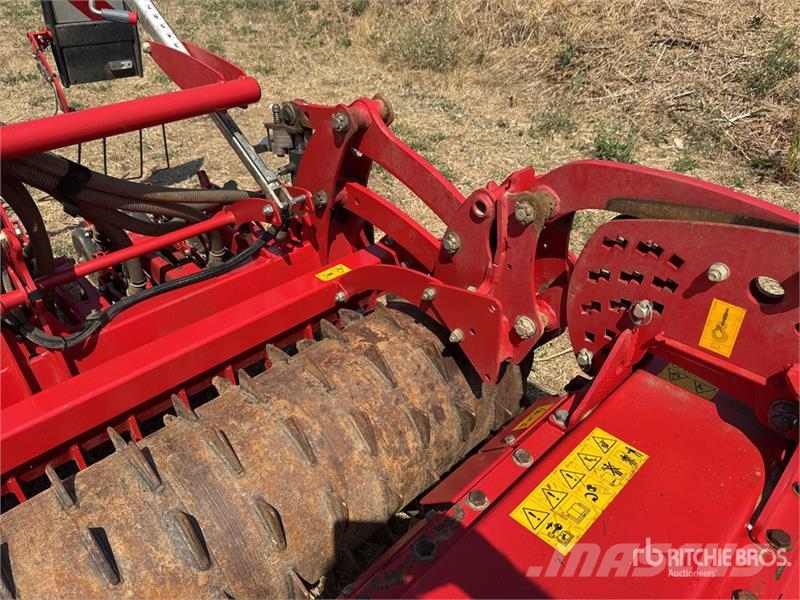 Kverneland DF1 Mechanické sejačky
