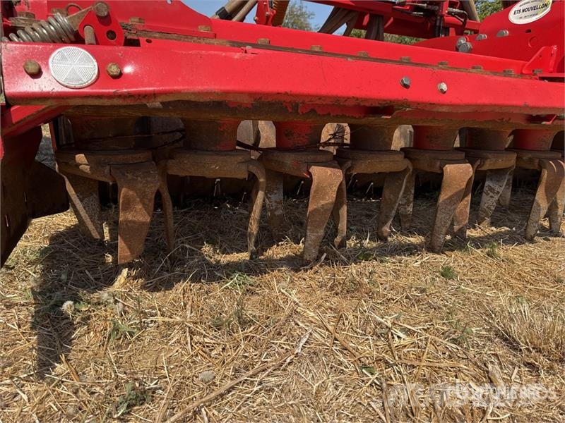 Kverneland DF1 Combine De Semis 4 m 3-Point Air Seeder Siewniki