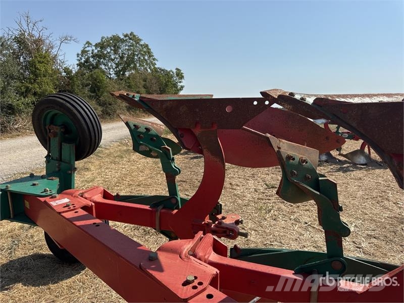 Kverneland ED-FR 100 Wentelploegen